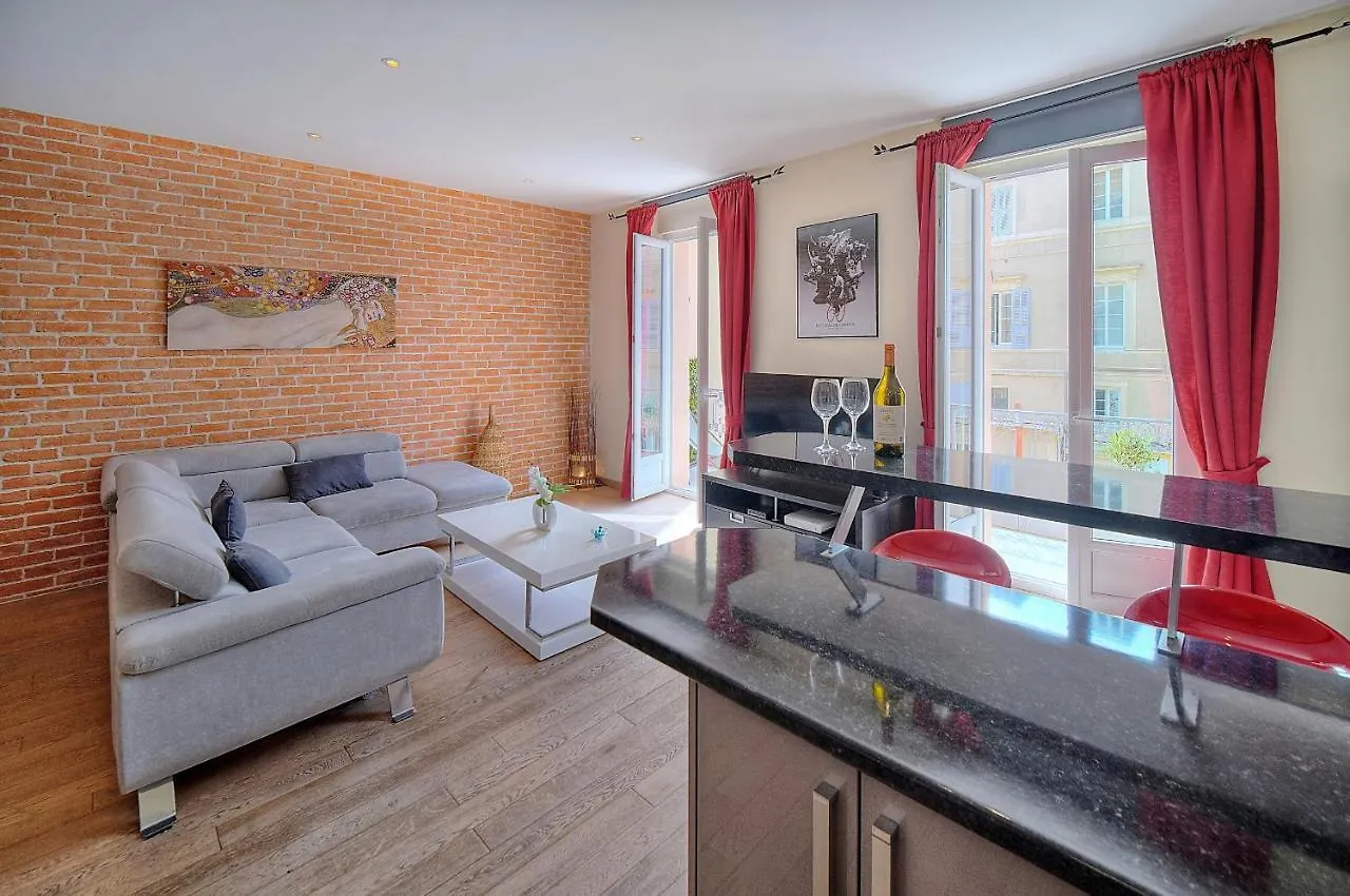 Moderne 3 Pieces Idealement Situe Centre De Cannes L! A2B22 0*,  Γαλλία