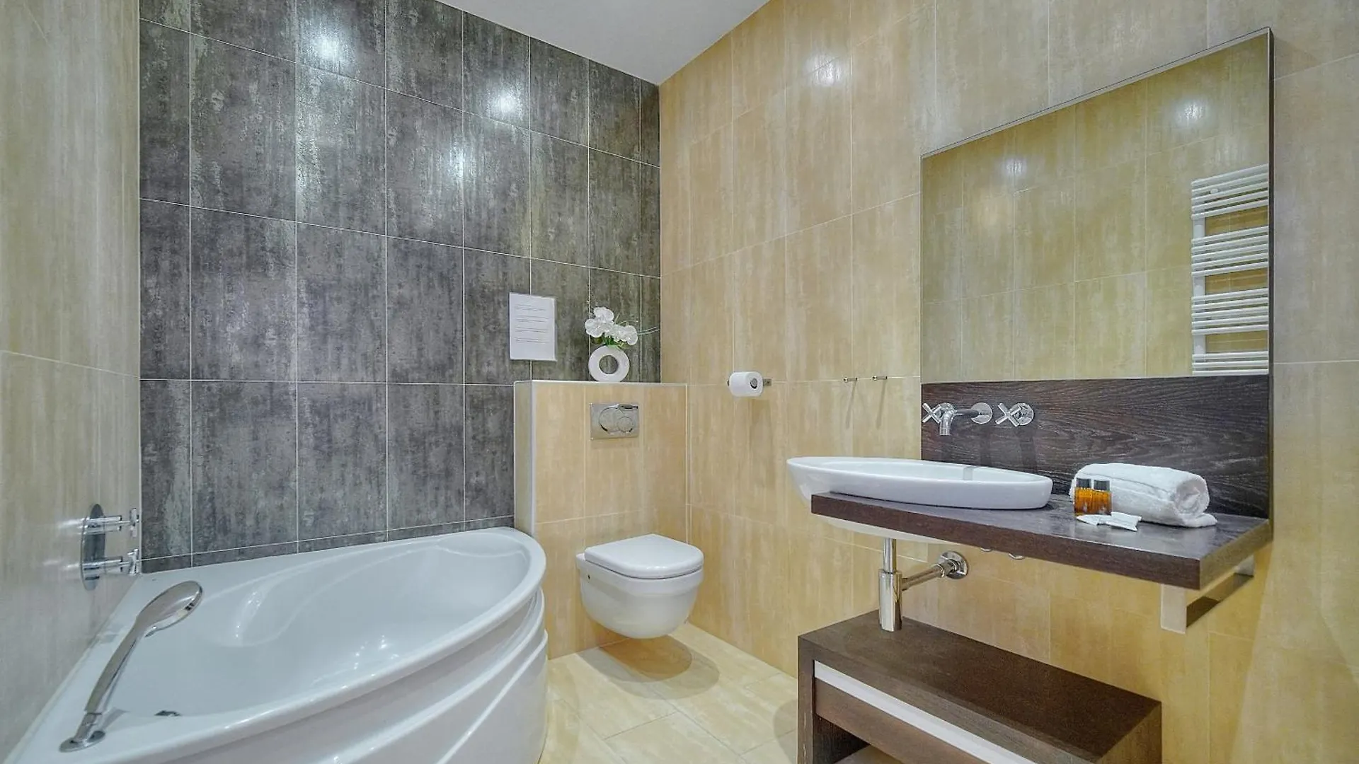 Moderne 3 Pieces Idealement Situe Centre De Cannes L! A2B22 Διαμέρισμα
